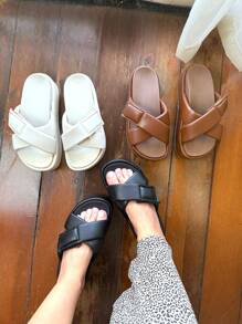 Adjustable Cross Strap Clog With Foam - Lara - 黑色 - 查看 8