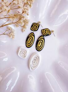 2pcs Classicism Clay Cutter | Elements Clay Cutter | Boho Clay Cutter | Flower Cutters For Earring Making | Clay Earring Cutters | Polymer Clay Tools |Polymer Clay Cutter For Jewelry Making | Jewelry Making Kits - White - View 5