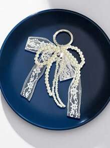 Y2K 可爱极简串珠蝴蝶结，银色钻石心形包包挂饰，闪亮彩灯，甜美少女包包吊坠，时尚珍珠蝴蝶结，DIY 纯色蕾丝铆钉珍珠蝴蝶结手机壳挂饰，蝴蝶结丝带，多功能 DIY 钥匙扣/包包挂饰套装，适合情侣、女士、女孩和闺蜜日常佩戴。节日礼物的理想之选。 - 白色 - 查看 9