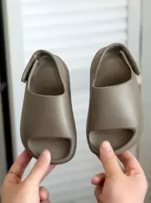 Fashionable And Minimalist Children's Sandals With EVA Soft Sole Suitable For Boys And Girls Beach Shoes And River Tracing Shoes - Khaki - View 2