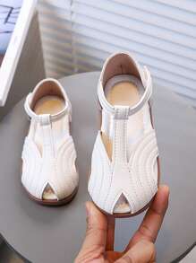 女童凉鞋 2025 新款夏季钩环儿童鞋 包头软底防滑公主幼儿鞋