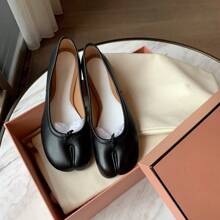 Schaffell Version ~ Soft Sole Pig Hoof Split Toe Shoes Women Made Of Genuine Leather Flat Mouth Flat Shoes Silver Mary Jane Small Leather Shoes - 黑色 - 查看 1