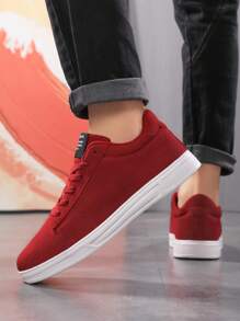 Men's Minimalist Casual Red Festival Patchwork Skate Shoes, Niche Fashion Front Lace-Up Outdoor Comfortable Versatile Sneakers