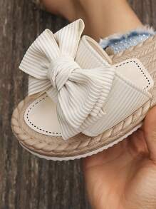 Dép xăng đan đế bằng trang trí nơ cho nữ, dép lê mùa hè nhẹ nhàng cho nữ, giày đi biển thoải mái và thời trang cho nữ, dép hở mũi cho nữ, dép xỏ ngón rộng rãi cho nữ - Màu be - Xem 7