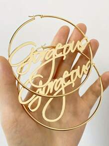 70mm personalisierte Namensplakette Creolen aus Edelstahl - elegant & sexy 18 Karat vergoldet, große Statement Creolen, ideal für den täglichen Gebrauch und als Geschenk, Thanksgiving Accessoire, ganzjährig, Schulmaterial, für Teenager, Schüler der Sekundarstufe I und II, Studenten, Erstis, Zweitsemester, Unterstufenschüler, individualisierte Mode-Ohrringe, Vintage-Outfit, Schmuck & Uhren, Saisonale Auswahl, Utilitaristische Eleganz, zarte Romantik, glamouröser Look