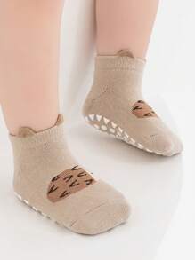 3 双儿童防滑圆点抓地袜，带有可爱的卡通动物图案，无缝且柔软，适合所有季节 - 彩色 - 查看 6