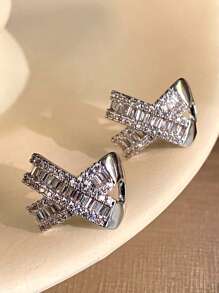 2 件法式复古字母 X 方晶锆石镶嵌设计耳环，时尚几何奢华交叉耳环首饰