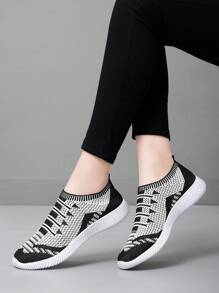 2025 New Men's Outdoor Sports Shoes, Running Shoes, Knit Upper, Anti-Slip Sole Design, Suitable For Outdoor Activities