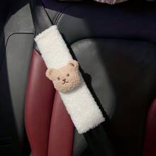 Protector de hombro del cinturón de seguridad del coche con cabeza de peluche de oso de peluche de cordero personalizado, accesorios de decoración de coche lindos y elegantes, protección del cuello para invierno