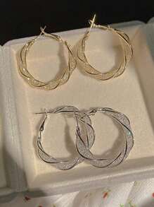 1 Pair Of Copper Alloy Twisted Hollow Luxurious Wrap Around Earrings For Women