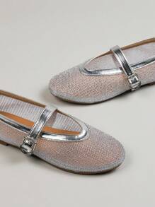女士银色网布闪光编织透气平底凉鞋，法式玛丽珍软底鞋，适合夏季海滩和户外穿着