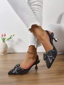 时尚女士新款尖头水钻扣蝴蝶结高跟鞋，适合夜场、派对、婚礼、办公室等场合，与女士服装完美搭配