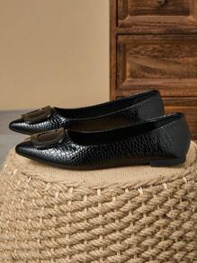 2025 New Spring/Autumn Flat Shoes For Women, Soft Sole Pointed Toe With Square Buckle, Versatile - Black - View 4