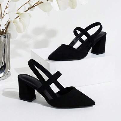 大码女士闭趾高跟凉鞋，中跟尖头单带粗跟高跟鞋，春夏宽楦