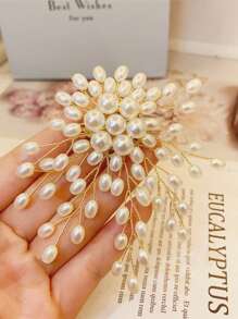 1pc Western Fashion Quality Charm Retro Jewelry Handmade Faux Pearl Gold Brooch Pin, Luxurious Floral Brooch For Women, Suitable For Summer, Beach, Wedding, Festival, Gifts