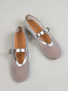 女士银色网布闪光编织透气平底凉鞋，法式玛丽珍软底鞋，适合夏季海滩和户外穿着