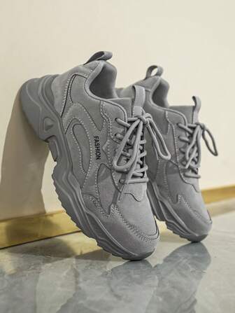 女士新款百搭纯色复古中性户外休闲步行增高运动鞋运动跑步日常搭配情侣鞋