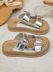 1双女童拖鞋儿童鞋女童2025新款流行夏季银色舒适软底时尚学生平底凉鞋 - 銀色 - 查看 6