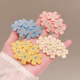 4个针织刺绣纯色花朵BB发夹，温柔风格发饰爪夹发卡，适合上学、度假、新年等场合。