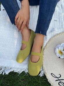 New Plus Size Women Flat Square Toe Spring/Summer Mesh Knit Loafers, Comfortable Super Soft Slip-On Shoes For Vacation, Travel, Breathable Work Flats, Versatile Casual Sandals - Yellow - View 9