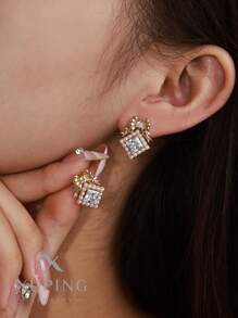 XUPING JEWELRY 1 par de aretes elegantes y lujosos diseñados por Xuping, adecuados para vestidos de fiesta y eventos para mujer, regalo para días festivos