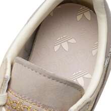 Adidas Originals 男女通用休闲鞋，手球专用低帮休闲鞋，复古运动鞋，舒适透气运动鞋 - 米白色/杏灰色 - 查看 8