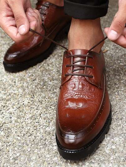 Scarpe in pelle da uomo alla moda, adatte per abito formale, lavoro, guida e pendolarismo, stile americano, versione coreana con allacciatura