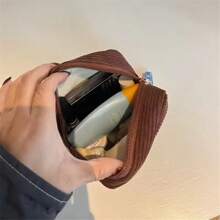 Sanrio 旅行女士灯芯绒面料刺绣化妆包便携式手持洗漱包