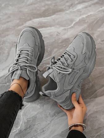 Women's New Versatile Solid Color Retro Neutral Outdoor Casual Walking Increase Height Sneakers, Sports Running Everyday Match Couple Shoes