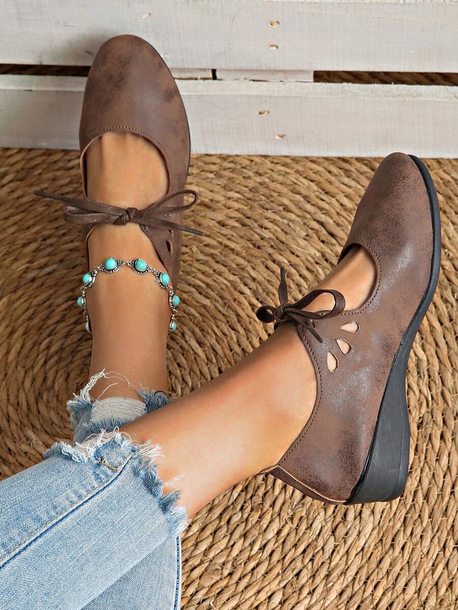 Women's Lace-Up Mary Jane Shoes, Unique Design Casual Retro Low Vamp Platform Shoes - Brown - View 1