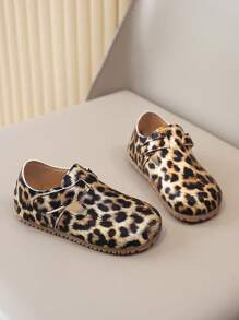 1 Pair Unisex Kids Leopard Print Flat Casual Outdoor Shoes, Suitable For Spring & Autumn