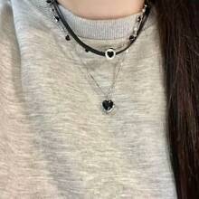 Black Heart Multi-Layer Pendant Necklace, Minimalist Luxury Charm Necklace, Elegant Women's Necklace, Black Heart Leather Necklace, Chic And Sweet Black Leather Rope Clavicle Chain, Suitable For Daily Wear, Parties And Dates