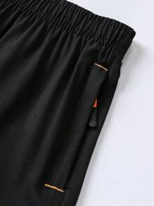 4 Stücke Set sommerlicher, lässiger und modischer, schnell trocknender Herren-Shorts für Sport, Laufen, Fitness und Strandmode, mit reflektierendem Druckdesign, das perfekte Geschenk für deinen Freund