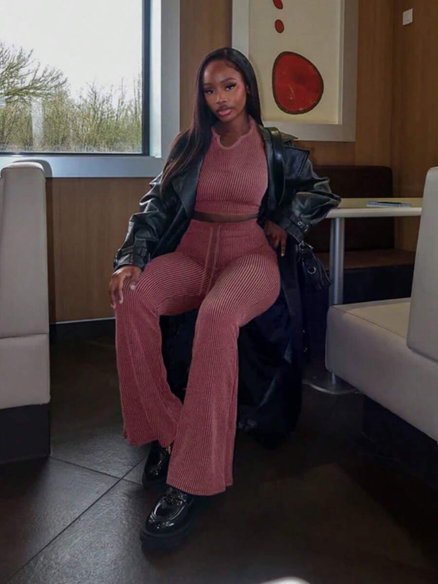 Women's Elegant Stretch Knit Two Piece Set Ribbed Knit Outfit With Turtleneck Top Straight Leg Pants - Casual, Stretch Polyester Blend, Machine Washable