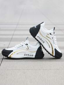 Zapatillas de malla transpirables, estilo coreano versátil antideslizante para hombres, zapatillas de running casuales para primavera/verano 2025