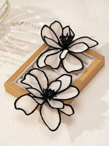 1 对复古布艺花卉耳环，别致花卉布耳钉，优雅的日常配饰