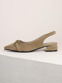 Women's Closed Toe Button Chunky Heel Pumps