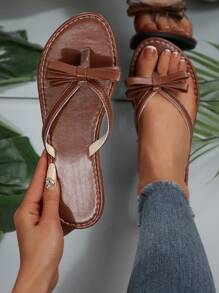 Nuevas sandalias planas con cordones de moda para mujeres