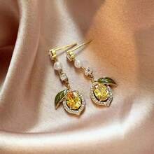 1 对女士柠檬形水钻耳环，独特设计高端优雅耳环