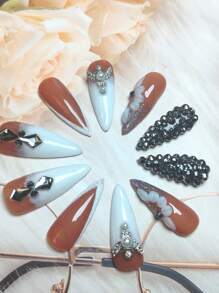 10 Pieces Of Pure Handmade Wearable Nails, Hand-Pinched Petals And Diamond Stamens, Individual Nail Pieces Are Covered With Black Diamonds, Water Drop Diamond Decoration, Glitter Pink V-Shaped. It Is Suitable For Daily Leisure Vacations, Banquets, Parties And Other Activities.