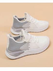 针织撞色透气白主色清新百搭灰条纹装饰透气运动鞋，时尚简约休闲跑步鞋