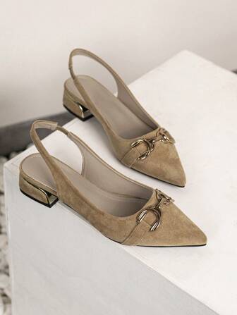 2025 Autumn Women's Closed Toe Button Chunky Heel Pumps