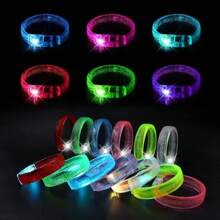 10Pcs LED Flashing Glow Wristband, Cheer Glowing Bracelet Glowing Bracelet Flashing LED Wristband, Party Carnival Glowing Bracelet For Concert Wedding Holiday Party, Random Color(1/5/10pcs)