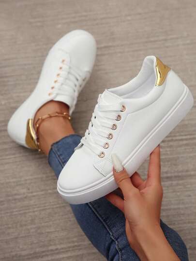 Kvinnors nya klassiska multifunktionsutomhus Fritidssport Mångsidig Bekväma Canvas Sneakers Skateboardskor, lämpliga för studenter