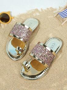 Girls' Summer Outdoor Fashion Nail Finger Sandals 2 New Styles Of Children's Rhinestone Princess Beach Shoes