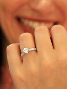 1 件经典六爪光圈 1 克拉莫桑石钻石结婚戒指设计 D 色 S925 纯银戒指，适合订婚、妻子、女朋友、生日礼物、周年纪念礼物新娘精美珠宝 - 銀色 - 查看 3