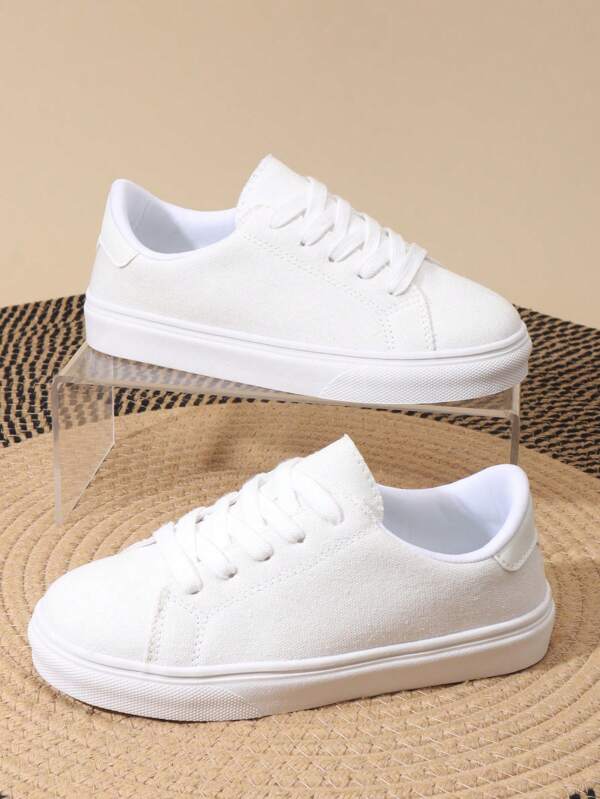 1 paire de baskets en canevas 2025 pour garçons et filles, chaussures classiques d'étudiant avec une semelle épaisse antidérapante et souple, chaussures plates confortables de style casual, convenant pour toutes les saisons