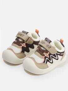 Nieuwe mode kinder sportschoenen voor jongens en meisjes, outdoor antislip slijtvaste zachte zool ademende hardloopschoenen