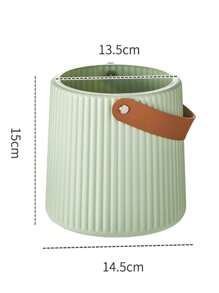 1pc Multi-Color Vintage Floral Style Plastic Vase, Dry Flower Storage Container, Flower Basket, Garden Decor, Living Room & Dining Table Centerpiece, Flower Pot, Unbreakable, Ice Bucket, Suitable For Wall Decor, Wedding & Party Decoration, Vertical Striped, Soft Touch, Adorable Plastic Vase, Can Be Used As Hanging Basket, Very Practical, Also Can Be Used As Desktop Storage, Kitchen Storage, Bedroom Small Trash Can Home Decor Back To School Room Decor School Supplies