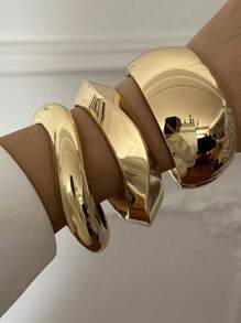 RIINHOO 1pc Vintage Minimalist Asymmetrical Metal Water Drop Snake Cuff Bracelet, Personalized Exaggerated Simplified Geometric Abstract Design Luxury Elegant Bangle, Suitable For Women's Daily Commute, Holidays Gift, Friends Gathering And Banquet, Fashion Street Shooting, Runway Accessory